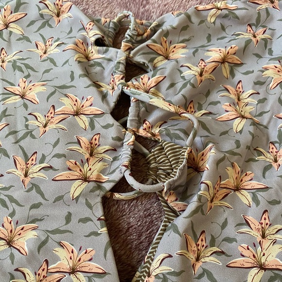 ACACIA - Picture 3 of 4